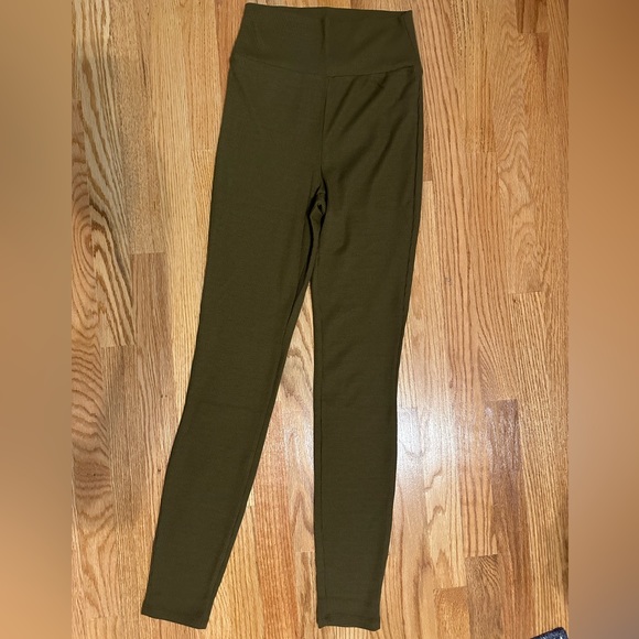 Waffle Leggings. Kangaroo color - Picture 3 of 3